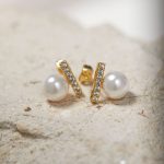 silver-stud-earrings-pairs